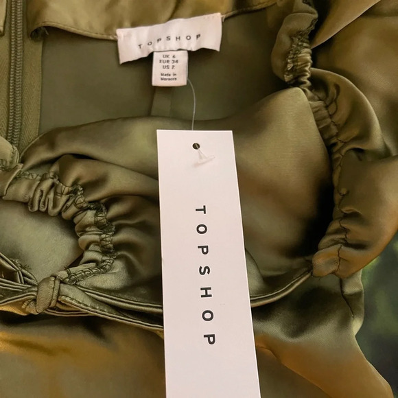 TOPSHOP Keyhole Satin Top, KHAKI, Size 2 US (fits like 0), NWT - Picture 10 of 13